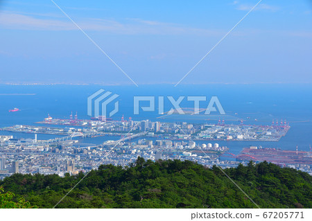 從神戶六甲山島六甲山天文台 從神戶六甲山島六甲山天文台 67205771