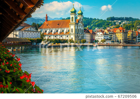 Beautiful cityscape with Reuss river from the Chapel bridge, Luzern 67209506