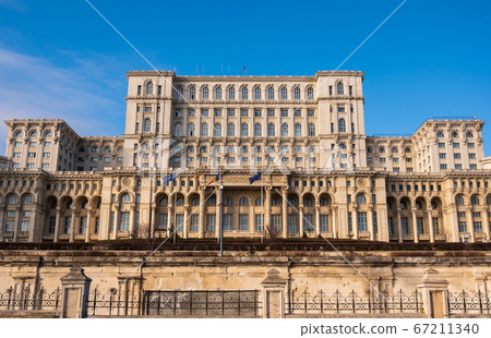 Beautiful Parliament House 67211340