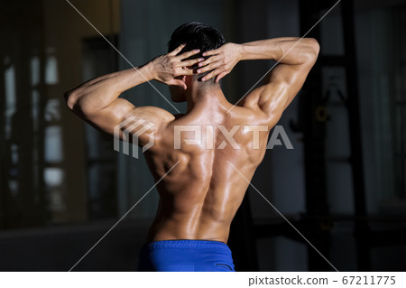 Portrait of muscular man 67211775