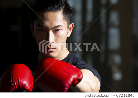 Men who boxing Men who boxing 67211845