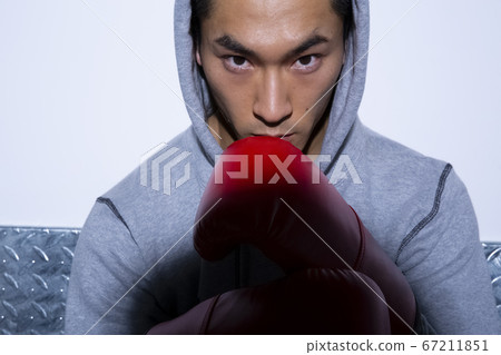 Men who boxing 67211851