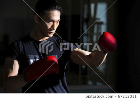 拳擊的男人 67212011