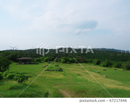 新鮮綠色青山高原風電場 新鮮綠色青山高原風電場 67217846