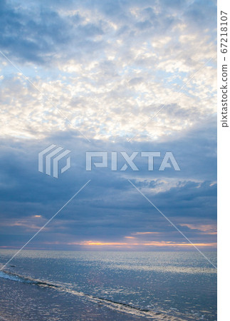 The coast of the Black Sea The coast of the Black Sea 67218107