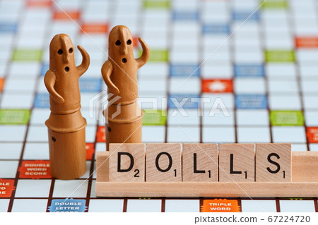 English word DOLLS doll 67224720