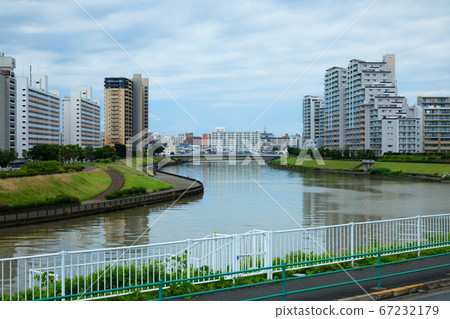 雨季從荒川河眺望的um田川 雨季從荒川河眺望的um田川 67232179