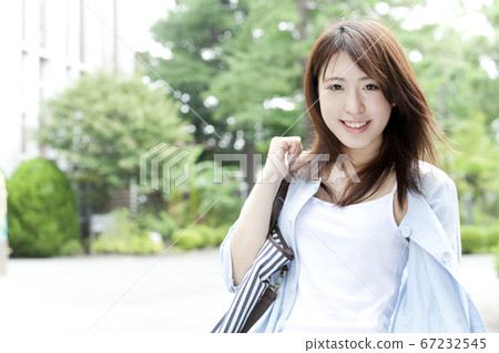 女大學生肖像 女大學生肖像 67232545