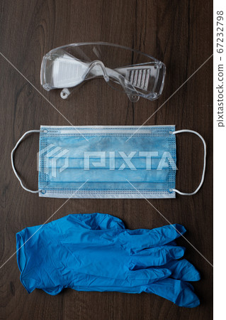 Set of protective eqipment agains viruses - Set of protective eqipment agains viruses - 67232798