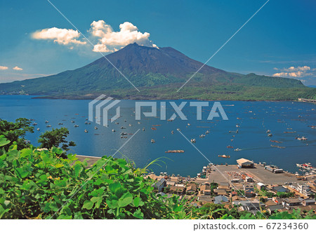 從海形看到的櫻島 從海形看到的櫻島 67234360