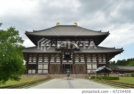 Great Buddha 67234408