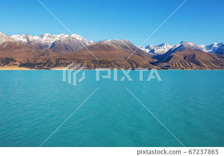 New Zealand mountains New Zealand mountains 67237865