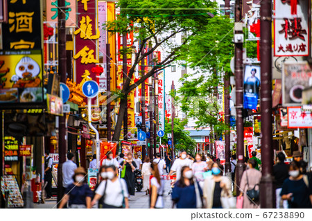 Yokohama cityscape of Japan Yokohama Chinatown (masks stand out) = July 7, 2020 Yokohama cityscape of Japan Yokohama Chinatown (masks stand out) = July 7, 2020 67238890