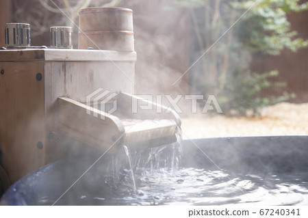 露天浴池 露天浴池 67240341