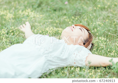 A woman in nature 67240913