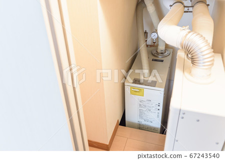 Water heater Heating boiler (before replacement) 67243540