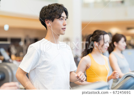Young man in a gym 67245691