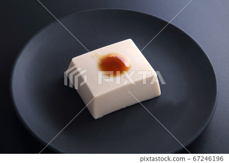 芝麻豆腐 67246196