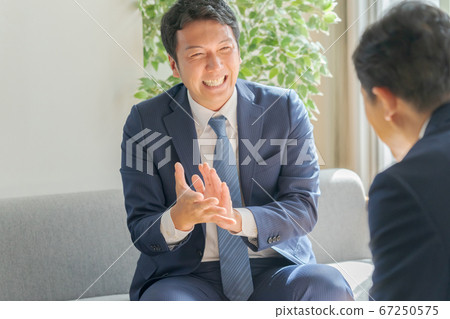 Salesperson Salesperson 67250575