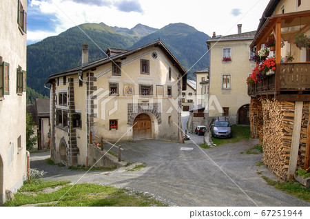 Traditional house in the Ardez village - Engadine Switzerland 67251944