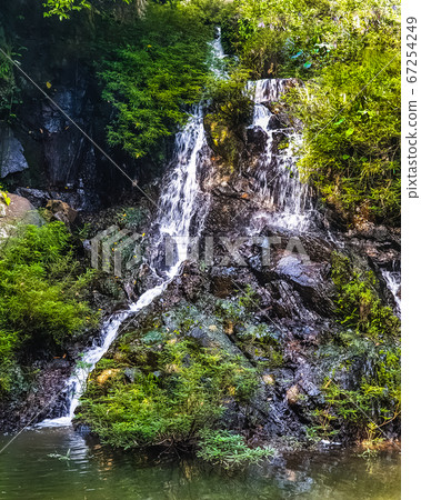 Waterfall and mountaina river in the Yanoda park, Waterfall and mountaina river in the Yanoda park, 67254249