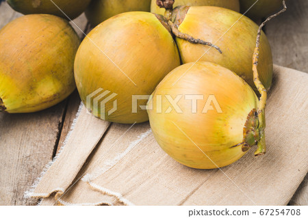 Fresh coconut- healthy tropical fruit Fresh coconut- healthy tropical fruit 67254708