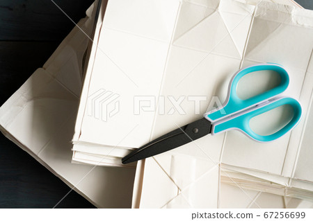 牛奶包，資源浪費 67256699