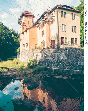 Hydro power plant with empty riverbed, river 67257584