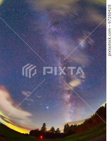銀河系和流星 銀河系和流星 67260428