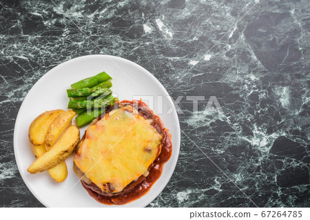 芝士漢堡包 67264785