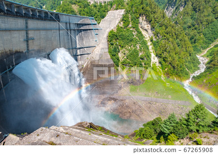 Kurobe Dam in early summer Kurobe Dam in early summer 67265908