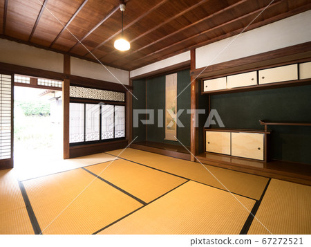 Japanese-style house  67272521
