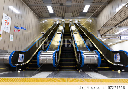 Escalator Escalator 67273228