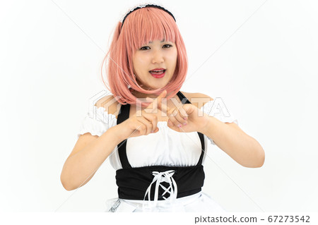 粉色頭髮的女僕 粉色頭髮的女僕 67273542