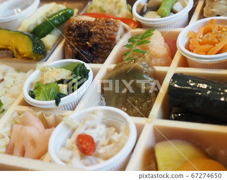 Side dish of lunch box Side dish of lunch box 67274650