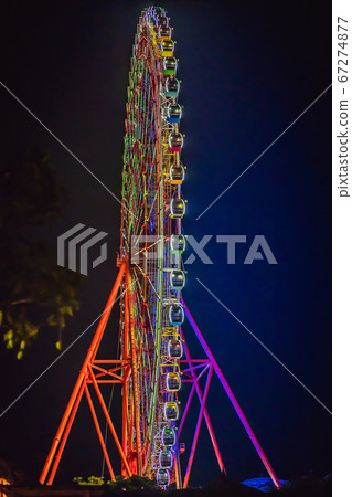 Ferris wheel at the fair ground at night Ferris wheel at the fair ground at night 67274877