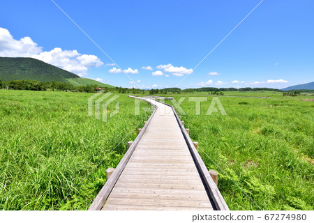 田原靜原自然研究路九州町ja原風光，夏天色的九十九山脈 67274980
