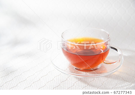 Non-caffeine and decaffeinated rooibos tea. Organic and beauty benefits. 67277343