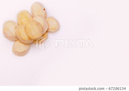 Peeled chestnut studio shot 67286134