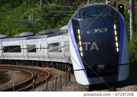 Chuo Line Limited Express Azusa: E353 Series Train (Shinjuku⇔Matsumoto) 67287206