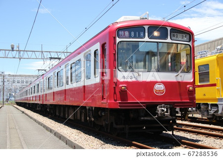 京急800系列駛向神奈川縣品川區 67288536