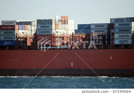 集裝箱船 67294884