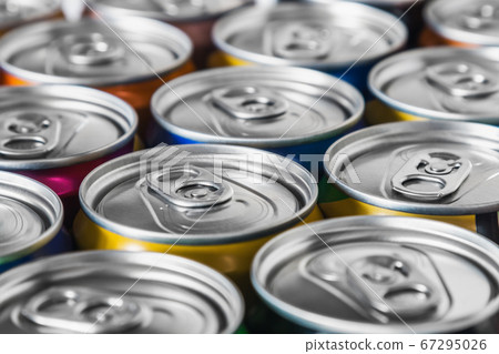 aluminum cans with carbonated water, energy drinks or bee 67295026