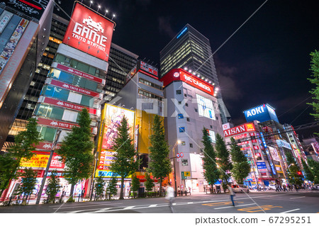 <Tokyo> Akihabara/electric town at night 67295251