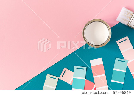 Can of white paint with a brush Can of white paint with a brush 67296849