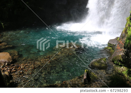 山形初夏朝海山Cho 67298293