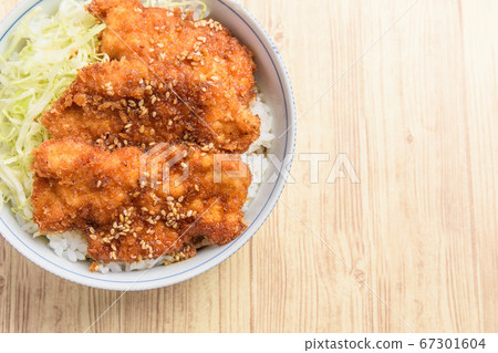 在米的雞炸肉排 在米的雞炸肉排 67301604