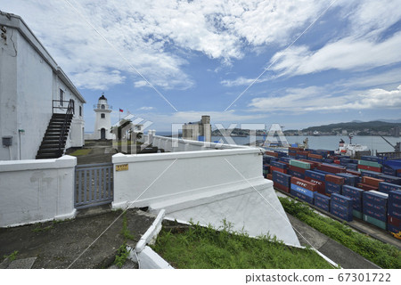 Keelung lighthouse, Taiwan lighthouse, lighthouse, Keelung city, port, pier, navigation, boat, Keelung port, construction 67301722