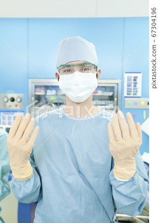 Surgeon 67304196