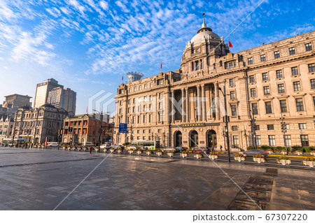 <Shanghai> Shanghai cityscape and the Bund in the early morning <Shanghai> Shanghai cityscape and the Bund in the early morning 67307220